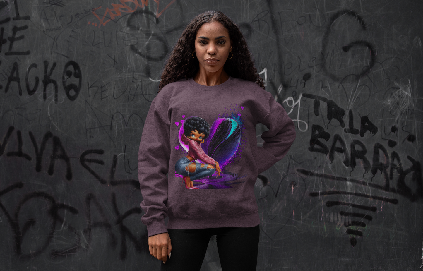 Women's Betty Boop Long Sleeve Sweatshirt - Iconic and Cozy Graphic Pullover