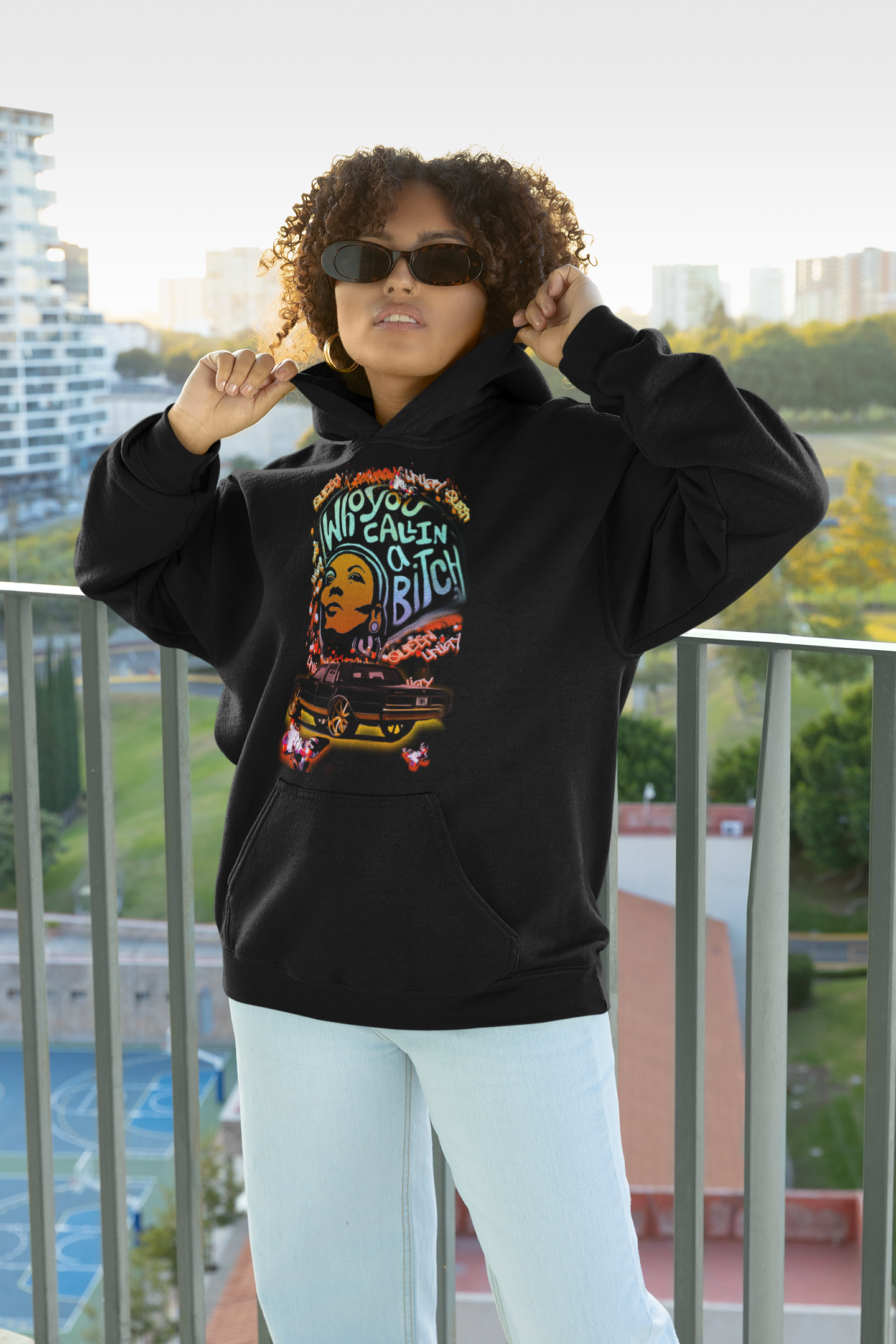 Unisex
“Queen Latifah Long-Sleeve Hoodie – Celebrate Hip-Hop Royalty”