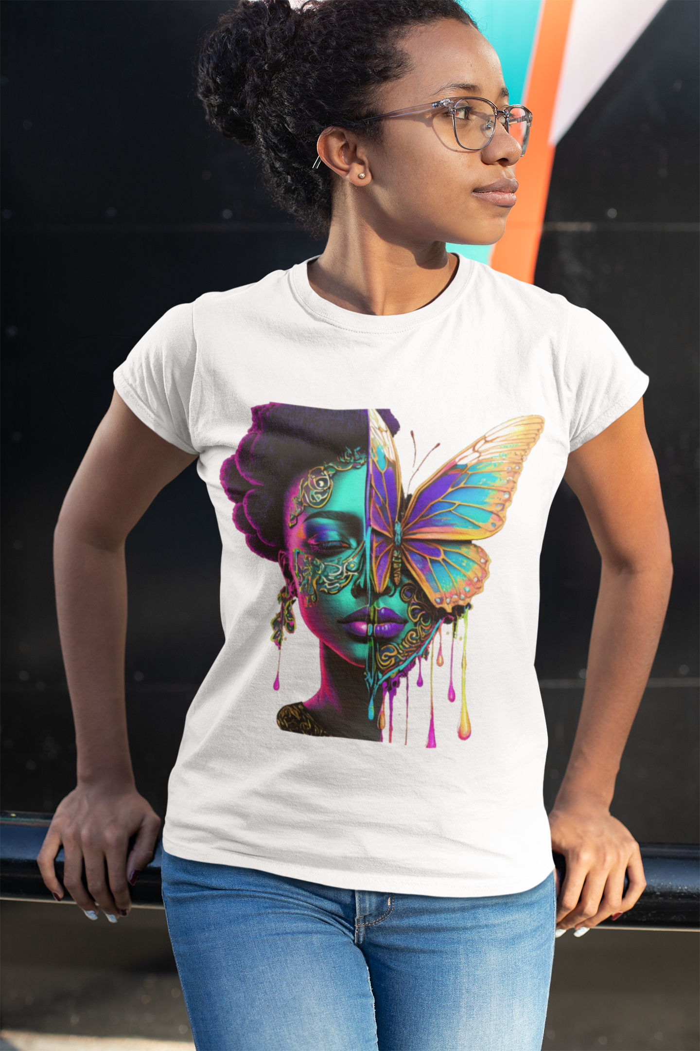 Women's Butterfly Face Short-Sleeve T-Shirt - Stylish & Symbolic Design